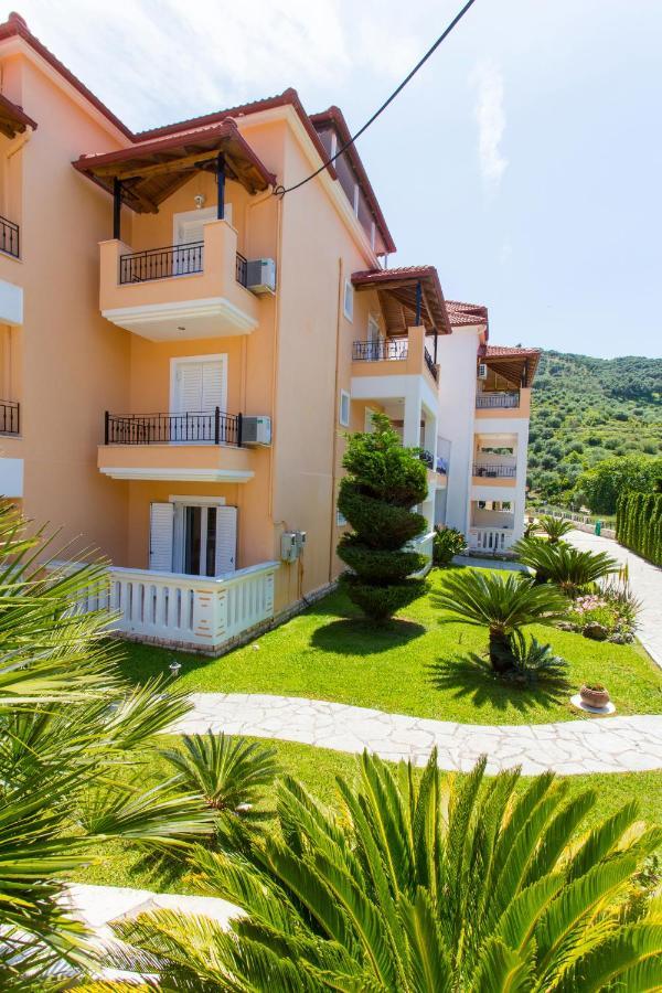 Tropical Apartments Parga Exterior photo